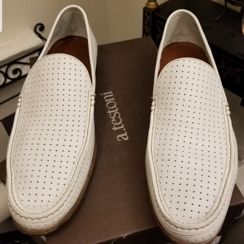 mens soft leather while loafer